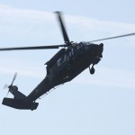 011 - Auch ein österreichischer Sikorsky S-70A-42 Black Hawk nahm an der Show teil. Im Gegenlicht ist nicht zu erkennen, dass es sich um 6M-BA handelt Sikorsky S-70A-42 Black Hawk, Austrian Air Force, 6M-BA
