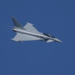 010 - Leider hielt der Austro-Typhoon großen Respektabstand. Die Maschine kam Non-Stop aus Zeltweg, drehte einige Runden und flog zurück - wohl einer der weitesten Ausflüge bisher Eurofighter Typhoon mit der Kennung 7L-WM