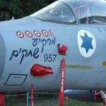 061 - Nach der Kollision wurde die F-15D '957' repariert und errang in den 1980ern 4,5 Luftsiege gegen die syrische Luftwaffe, drei davon an einem Tag McDonnell Douglas F-15D Baz, Israeli Air Force, Kennung 957 'Markia Schakim'