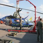 Zurück geht es auf die gleiche Weise. Auch am Flughafen Domodedovo sind die Bundesheer-Techniker auf sich alleine gestellt Bell OH-58B Kiowa (3C-OK)