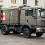 MAN 12.240 4x4 BL mit Wechselaufbausystem, Sanitätsfahrzeug