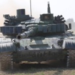 006 - Gut zu erkennen ist die Reaktivpanzerung des Kampfpanzers T-72M4 CZ Kampfpanzer T-72M4 CZ mit Reaktivpanzerung