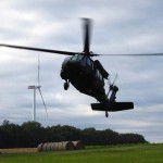 Die Task Force wird mit Transporthubschraubern vom Typ Sikorsky S-70A-42 Black Hawk eingeflogen © Weinviertler Sikorsky S-70A-42 Black Hawk