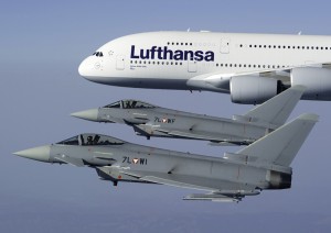 Airbus A380 D-AIMG "Wien" und Eurofighter Typhoon 7L-WF und 7L-WI
