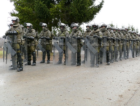 Österreichische Soldaten in CRC Ausrüstung