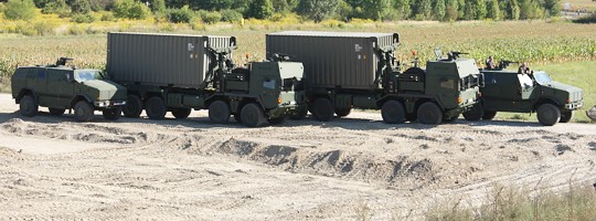 ATF Dingo 2 und MAN 38.440 8x8 ÖBH gepanzert mit Hakenladesystem