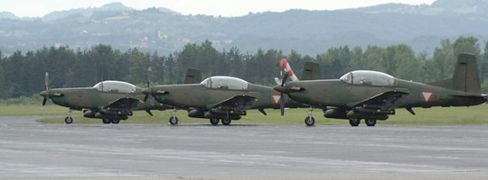 Drei Pilatus PC-7 des Bundesheeres in Slowenien © Slow. Streitkräfte