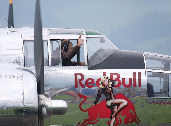 North American B-25J Mitchell 'N6123C' © Doppeladler.com