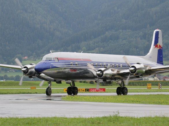 Douglas DC-6B 'OE-LDM' © Doppeladler.com