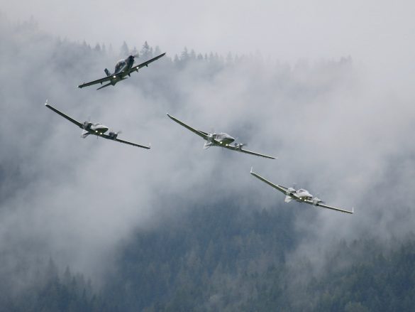 Diamond Aircraft 4er Formation aus Wr. Neustadt © Doppeladler.com