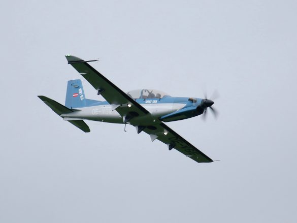 Diamond DART 550 'OE-VGE' (Diamond Aircraft Reconnaissance Trainer) © Doppeladler.com