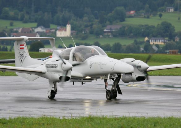Diamond DA 42-MPP Twin Star Aufklärer 'OE-VRX' © Doppeladler.com