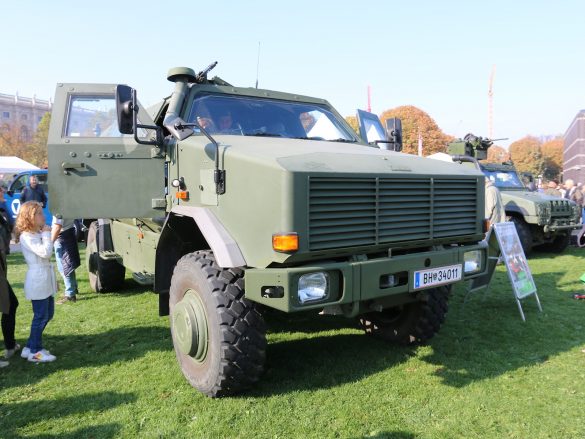 Allschutz-Transportfahrzeug ATF Dingo 2 als Patrouillen- und Sicherungsfahrzeug © Doppeladler.com