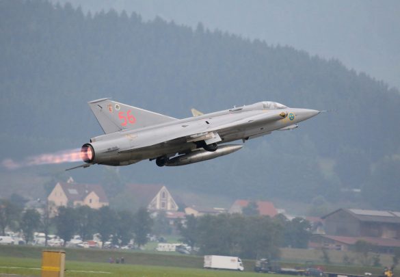 Saab J-35J Draken 'SE-DXR' von Swedish Air Force Historic Flight © Doppeladler.com