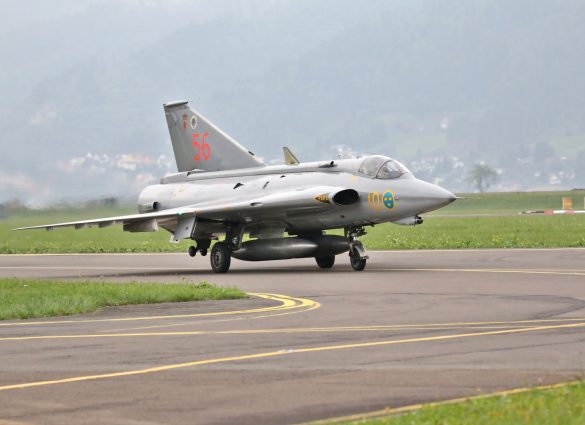 Saab J-35J Draken 'SE-DXR' von Swedish Air Force Historic Flight © Doppeladler.com