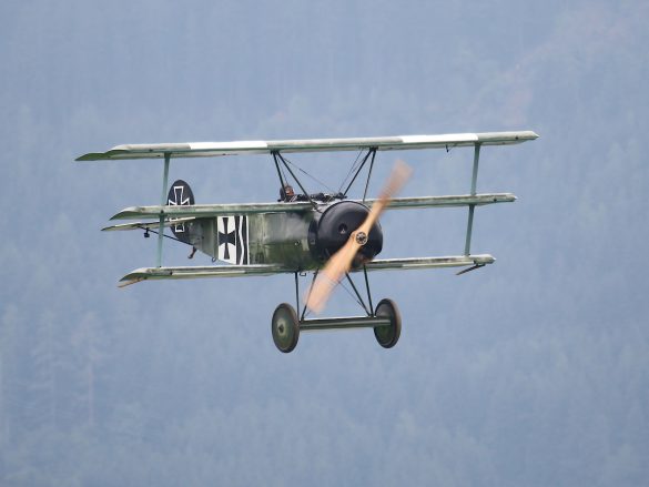 Fokker DR.I Replika '403/17 / G-CDXR' © Doppeladler.com