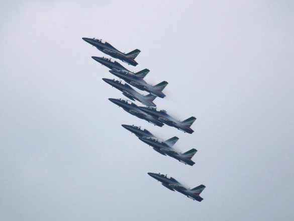 Frecce Tricolori (Aermacchi MB-339 PAN) © Doppeladler.com
