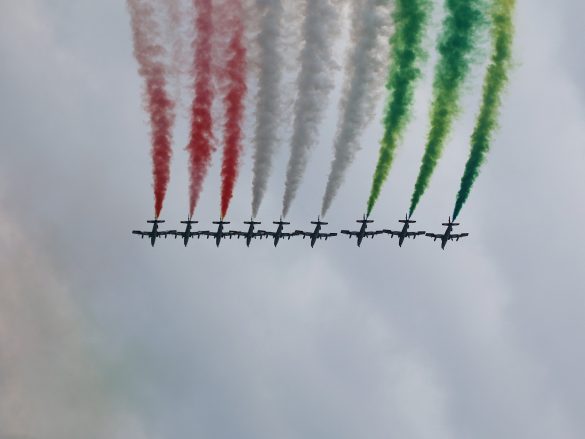 Frecce Tricolori (Aermacchi MB-339 PAN) © Doppeladler.com