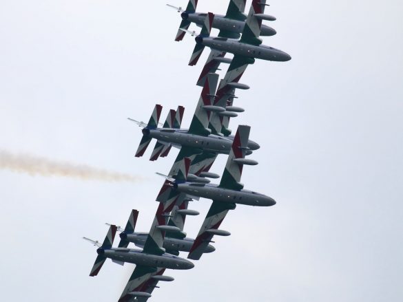 Frecce Tricolori (Aermacchi MB-339 PAN) © Doppeladler.com