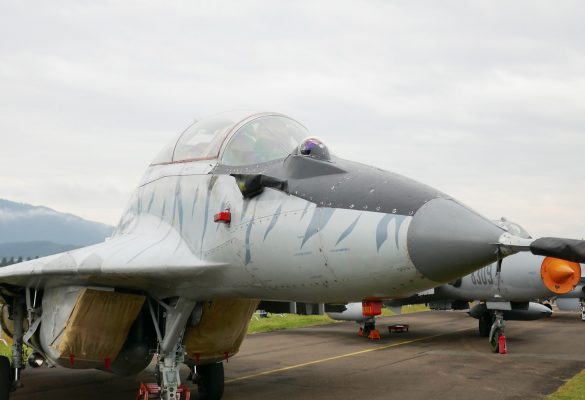 Mikoyan Gurevich MiG-29 UBS Fulcrum '1303' aus der Slowakei © Doppeladler.com