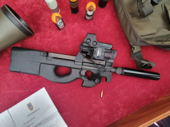 5,7 mm Maschinenpistole P90 Tactical von FN Herstal © Doppeladler.com