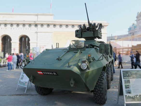 Mannschaftstransportpanzer PANDUR A2 6x6 © Doppeladler.com