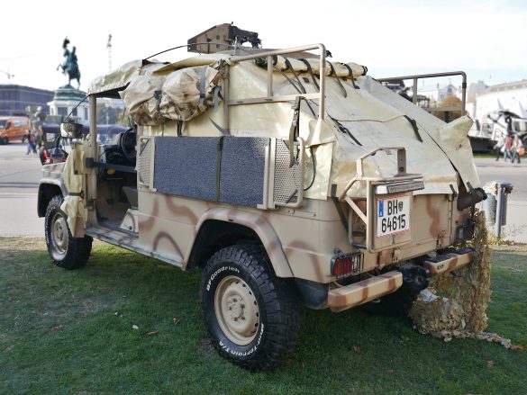 Einsatzfahrzeug Puch G SOF "Sandviper" des Jagdkommandos © Doppeladler.com