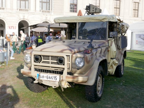 Einsatzfahrzeug Puch G SOF "Sandviper" des Jagdkommandos © Doppeladler.com