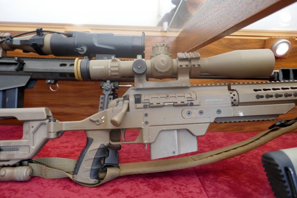 8,6 mm mittleres Scharfschützengewehr Steyr Mannlicher M1 (Kaliber .338 Lapua Magnum) © Doppeladler.com