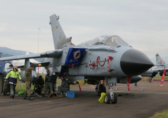 Panavia Tornado IDS '44+64' © Doppeladler.com