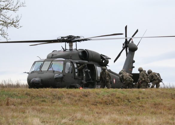 Sikorsky S-70A-42 Black Hawk '6M-BE' © Doppeladler.com