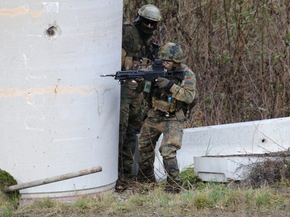 Deutsche Fallschirmjäger © Doppeladler.com