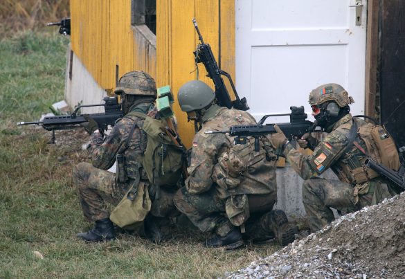 Deutsche Fallschirmjäger © Doppeladler.com