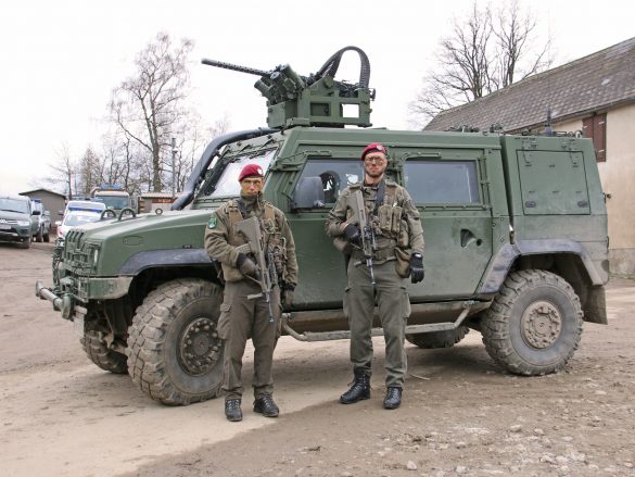 Geschütztes Mehrzweckfahrzeug GMF HUSAR © Doppeladler.com