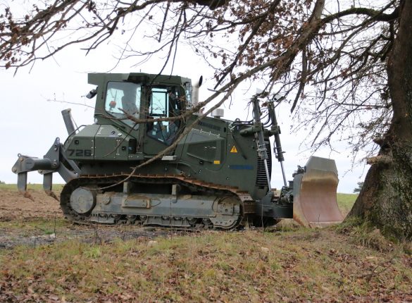 Liebherr Planierraupe PR 726 XL © Doppeladler.com