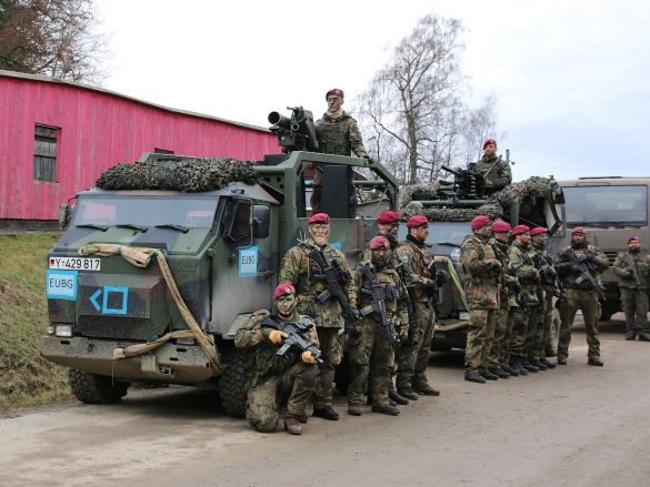 MUNGOs mit Panzerabwehrlenkwaffe Milan und 40 mm Granatmaschinenwaffe © Doppeladler.com