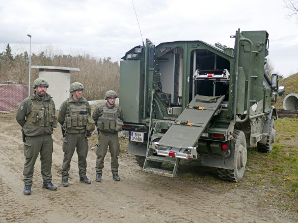 Dingo 2 Notfallfahrzeug © Doppeladler.com