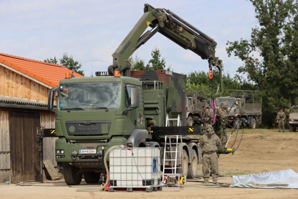 ABC Dekontaminationssystem MAMMUT auf Trägerfahrzeug RMMV MAN TGS 38.480 8x8 © Doppeladler.com