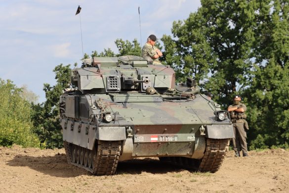 Schützenpanzer Ulan © Doppeladler.com