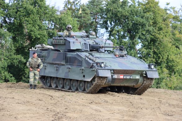 Schützenpanzer Ulan © Doppeladler.com