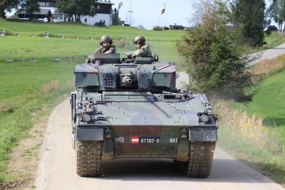 Schützenpanzer Ulan rücken an © Doppeladler.com
