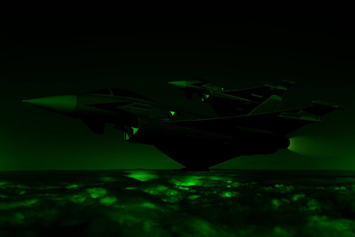 Österreichische Eurofighter Typhoon beim Nachtflug © Bundesheer