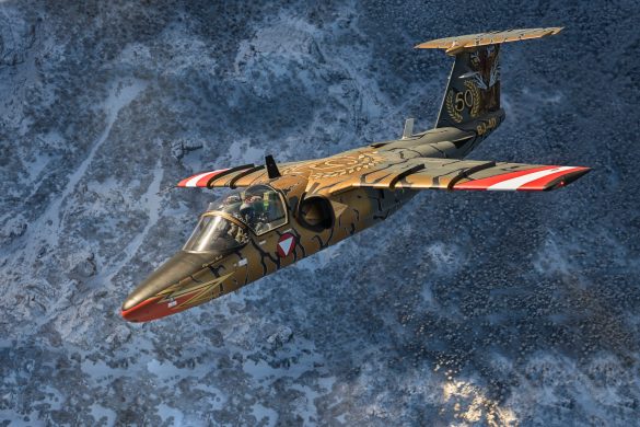 SAAB 105 OE BJ-40 "Golden Tiger" © Bundesheer