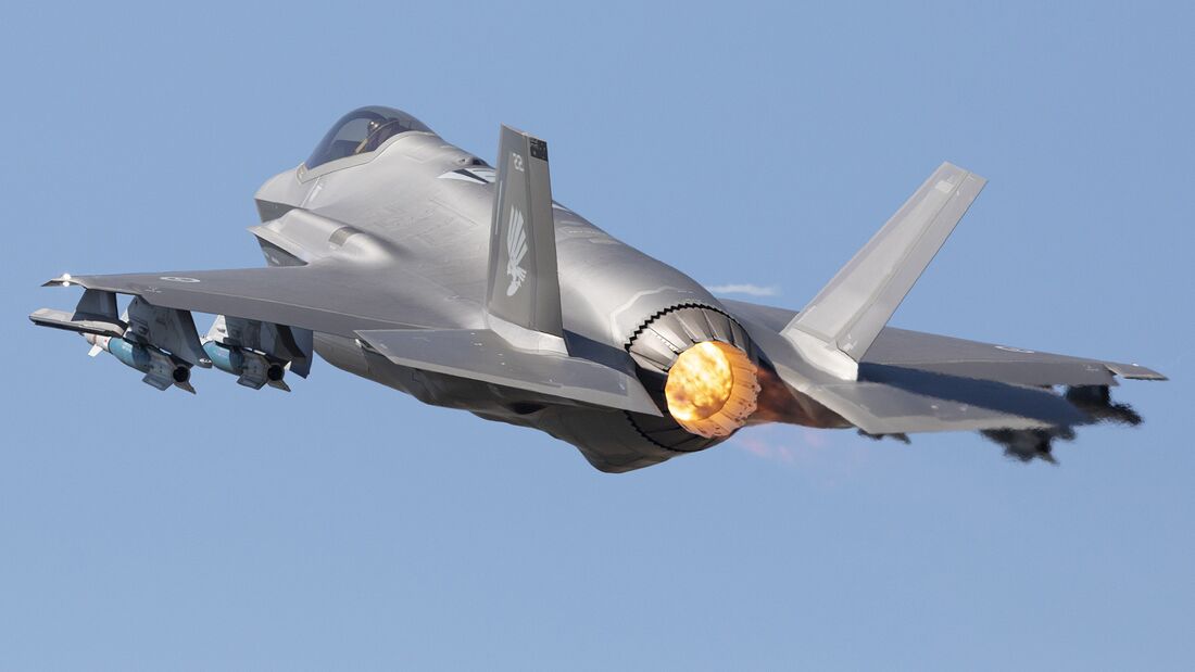 Australische F-35A mit Außenlasten © RAAF
