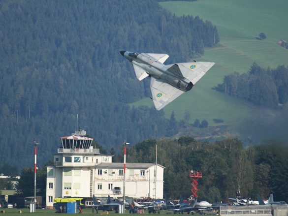 Saab AJS 37 Viggen von Swedish Air Force Historic Flight © Doppeladler.com