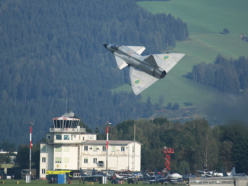Saab AJS 37 Viggen von Swedish Air Force Historic Flight © Doppeladler.com