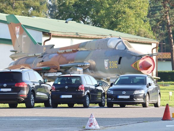 Sukhoi Su-22M4 Fitter K als Gate Guard am Fliegerhorst Malacky-Kuchyňa | 3316 © Doppeladler.com