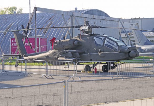 Boeing AH-64E Apache der US Army | 73179 © Doppeladler.com