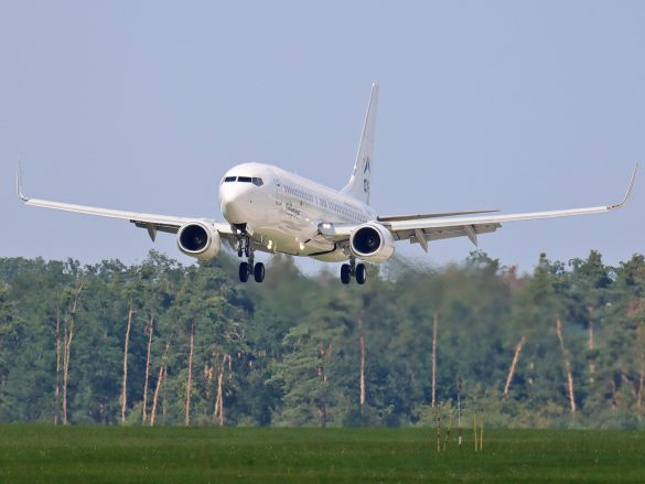 Boeing B737-800 (737 NG) der Airline AirExplore | OM-JEX© Doppeladler.com