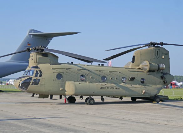 Boeing CH-47F Chinook der US Army | 16-08200 © Doppeladler.com